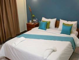 NAKRU Guesthouse and Restaurant