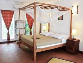 Le Ponton Hotel